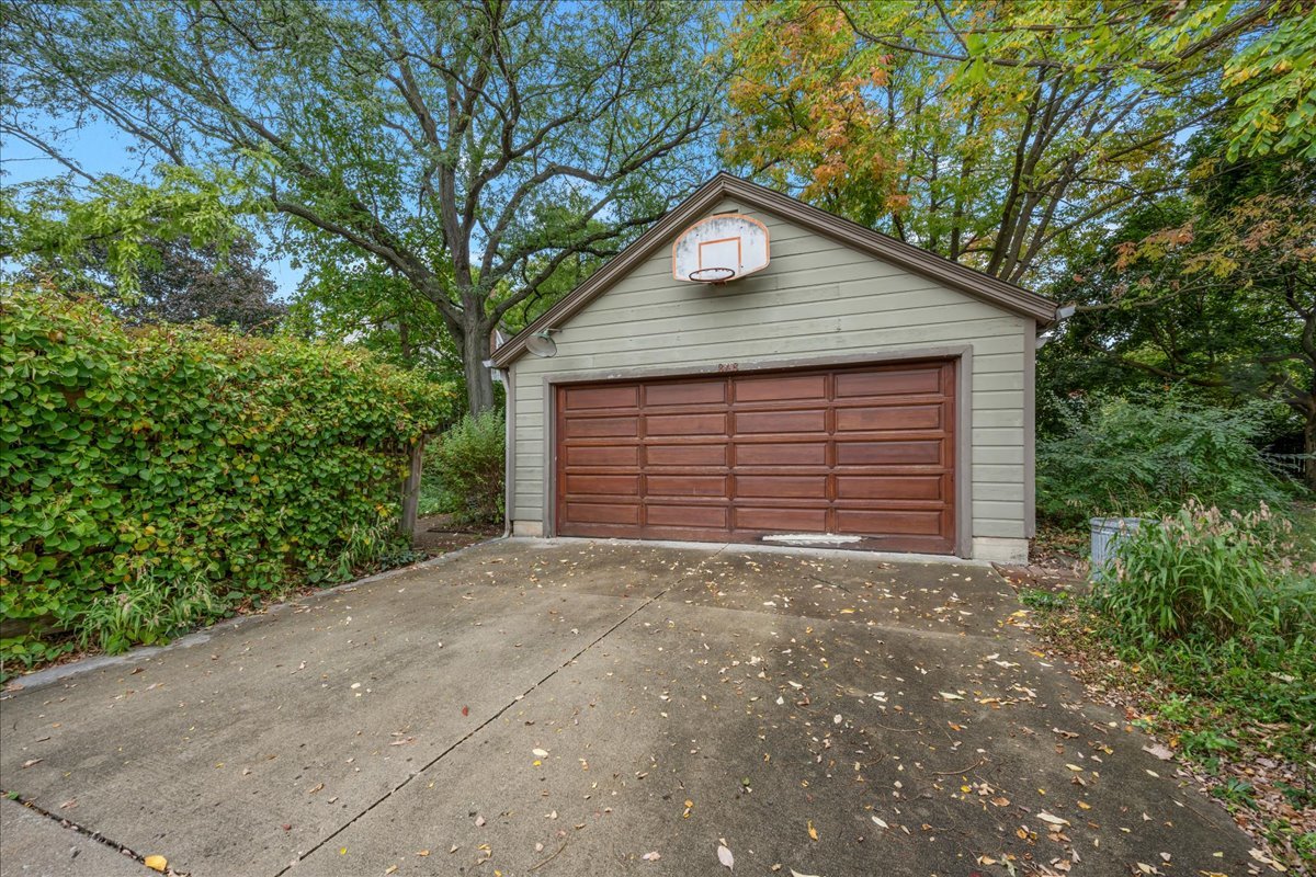 348 Arbor Avenue, West Chicago, IL 60185
