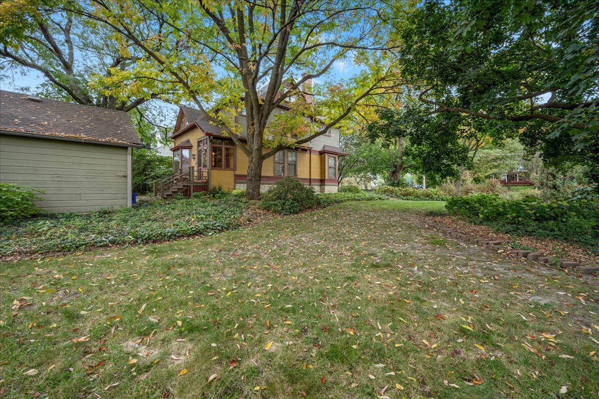 348 Arbor Avenue, West Chicago, IL 60185