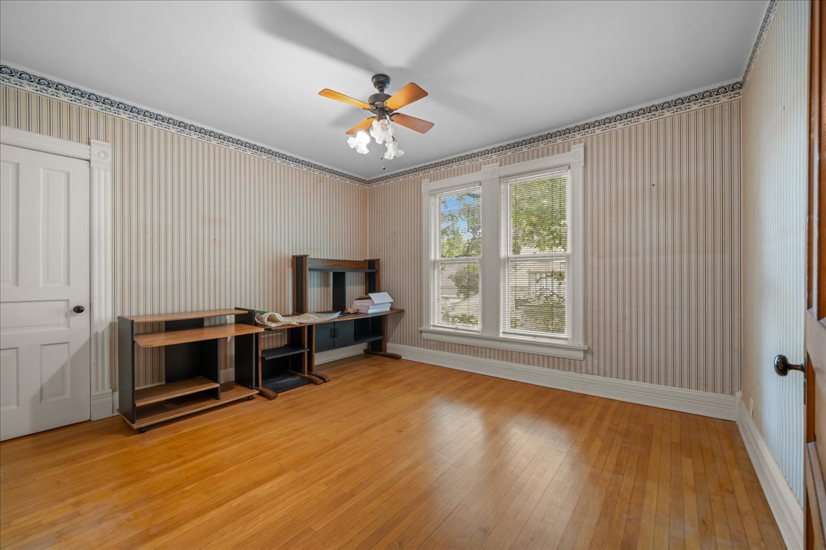 348 Arbor Avenue, West Chicago, IL 60185