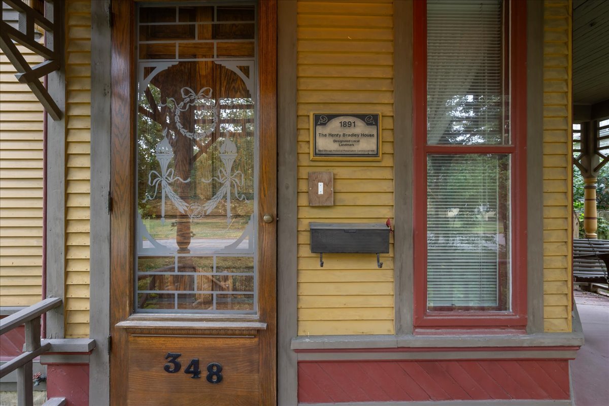 348 Arbor Avenue, West Chicago, IL 60185