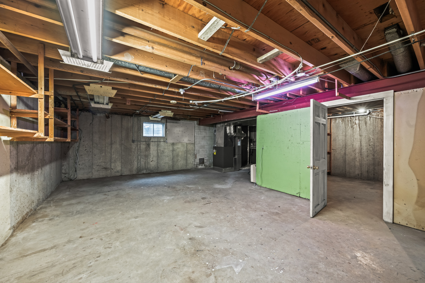 1323 S Kaspar Avenue, Arlington Heights, IL 60005