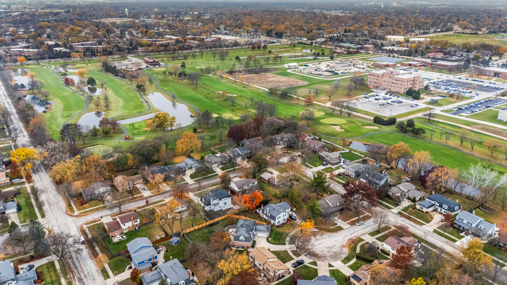 1323 S Kaspar Avenue, Arlington Heights, IL 60005