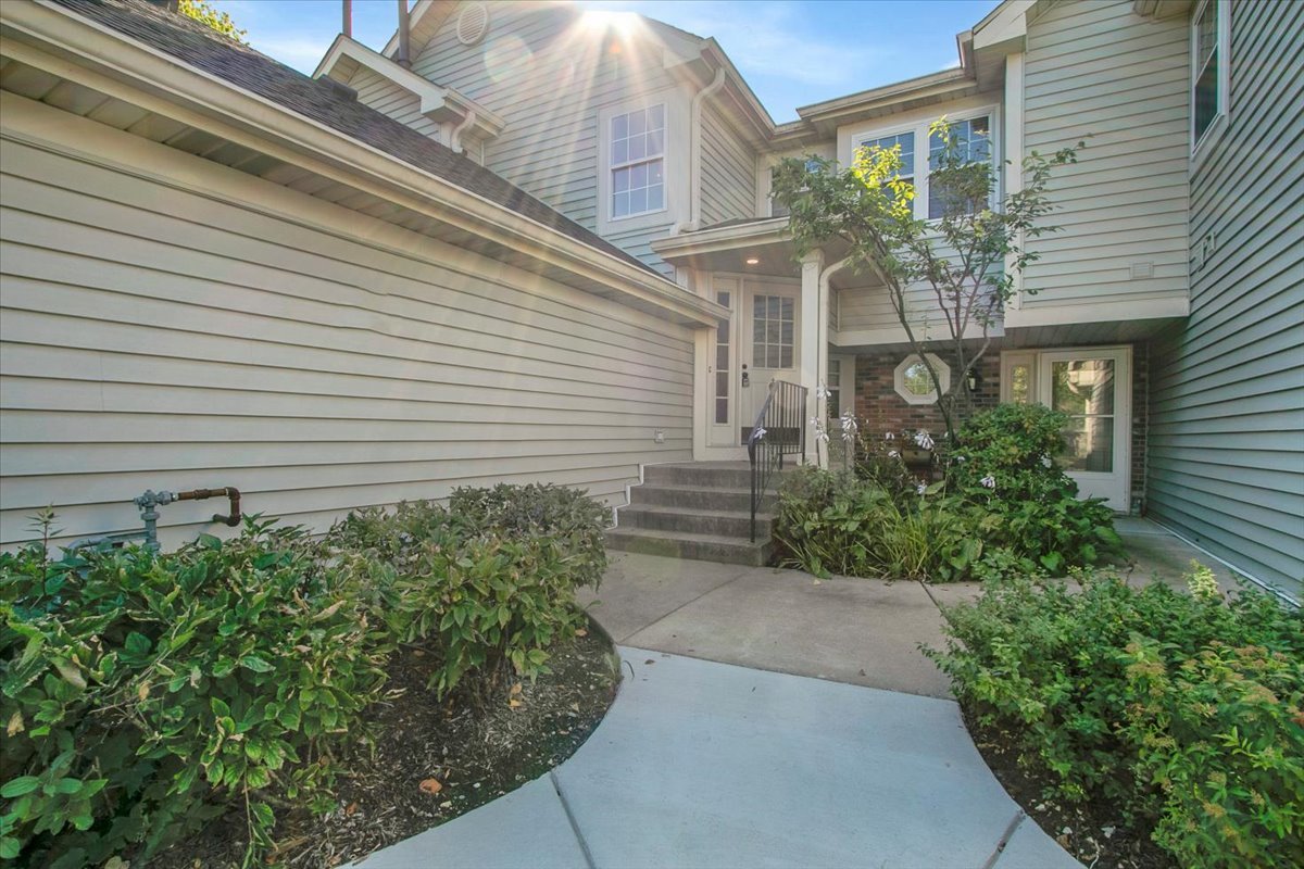 1309 Coldspring Road #1309, Carol Stream, IL 60188