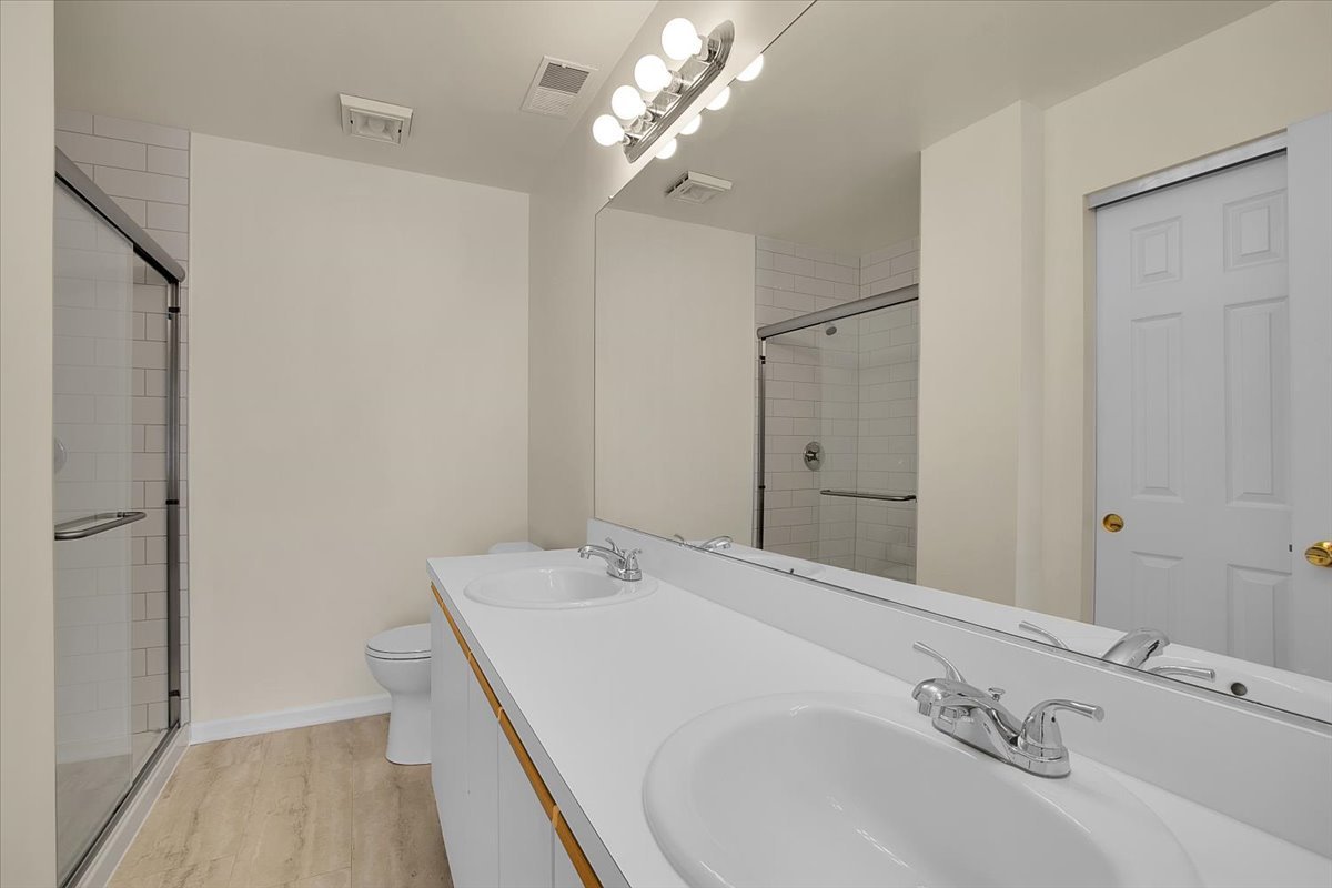 1309 Coldspring Road #1309, Carol Stream, IL 60188
