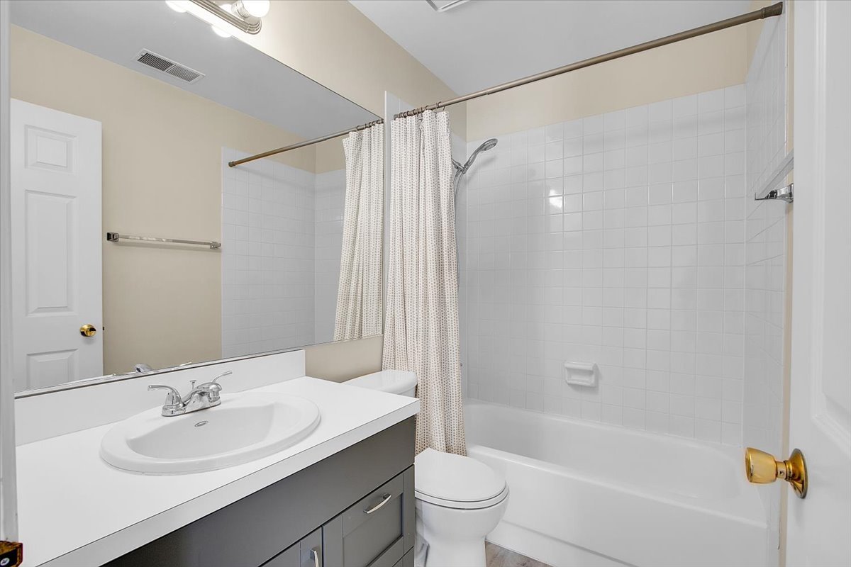 1309 Coldspring Road #1309, Carol Stream, IL 60188