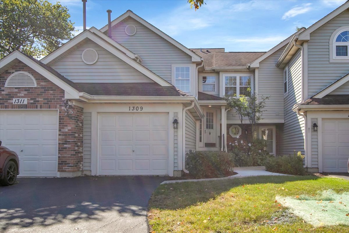 1309 Coldspring Road #1309, Carol Stream, IL 60188