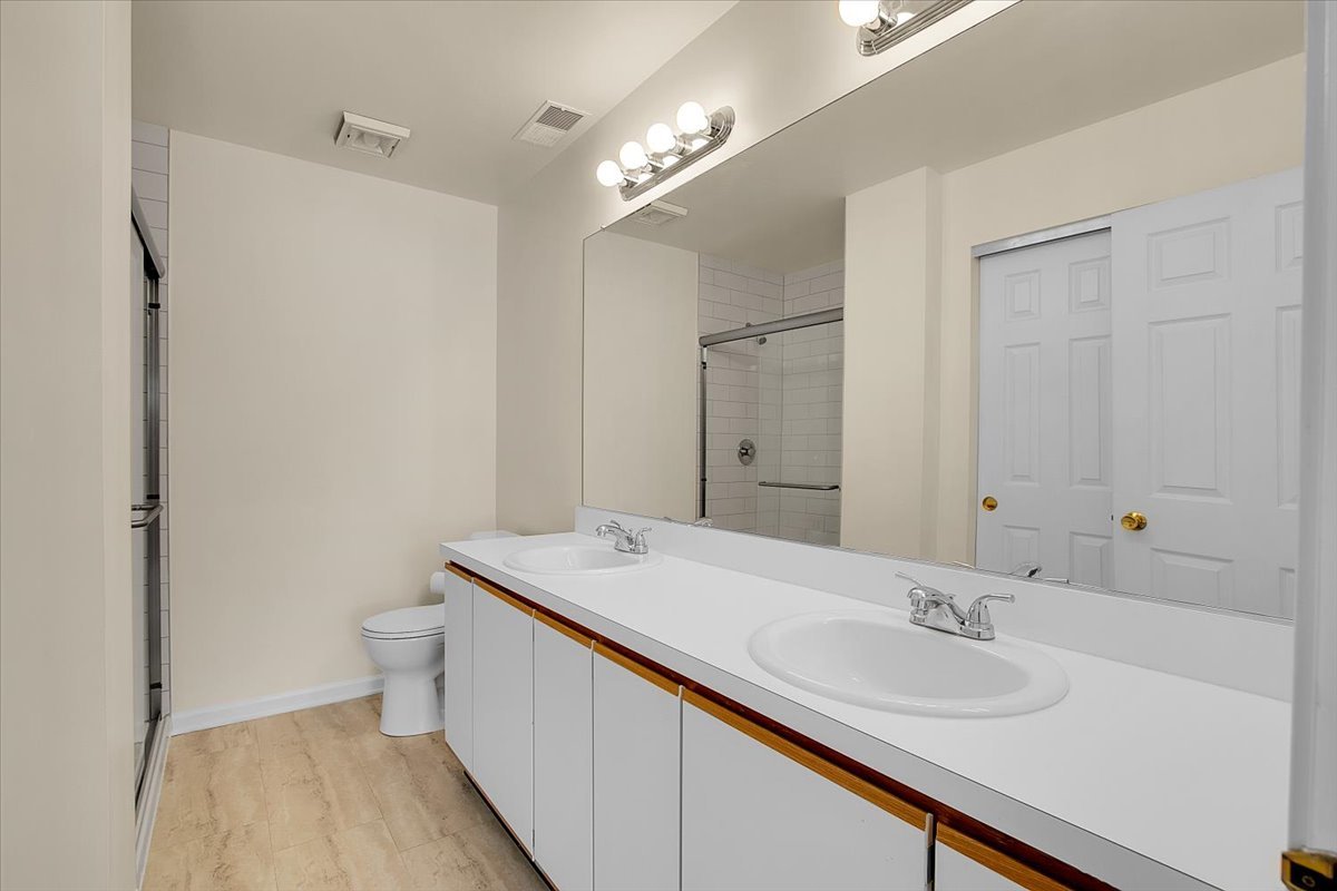 1309 Coldspring Road #1309, Carol Stream, IL 60188