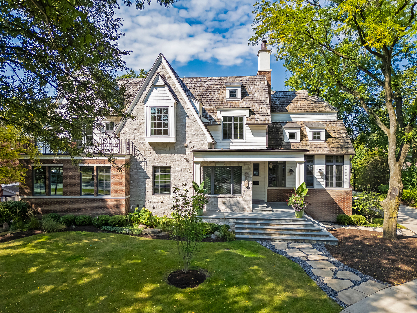 4736 Grand Avenue, Western Springs, IL 60558