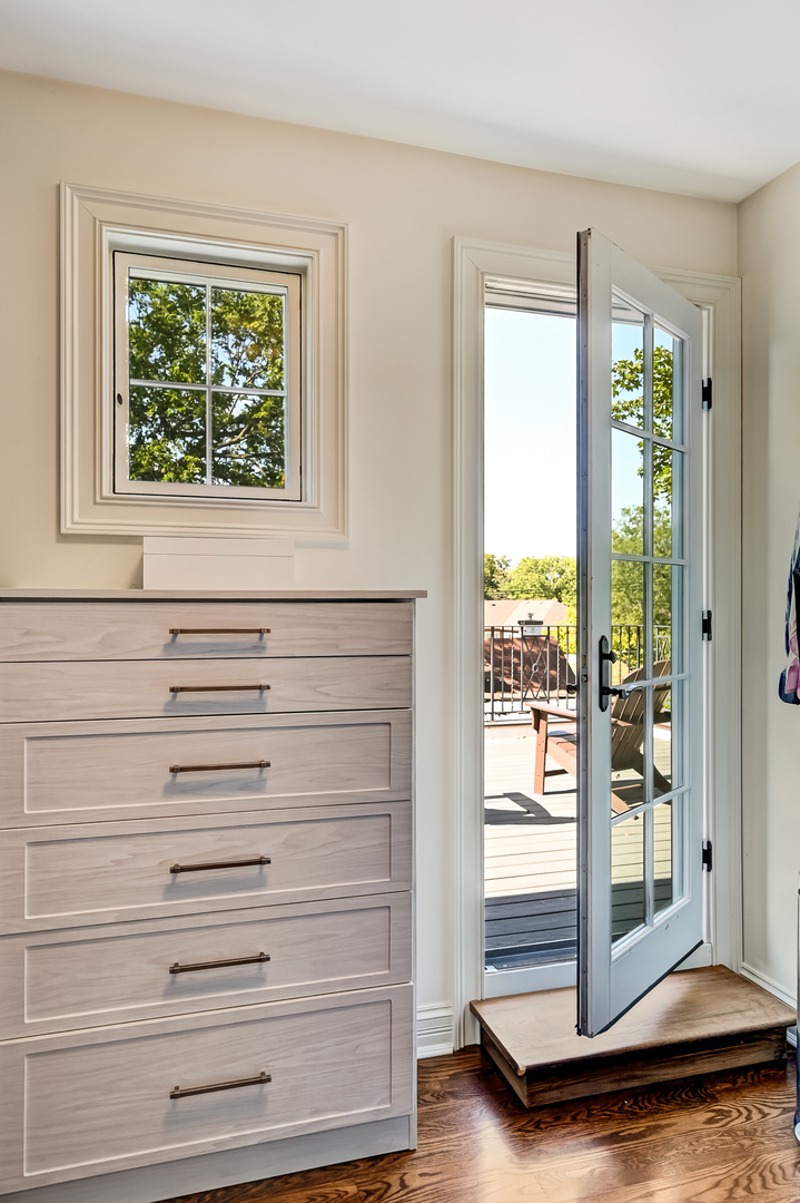 4736 Grand Avenue, Western Springs, IL 60558