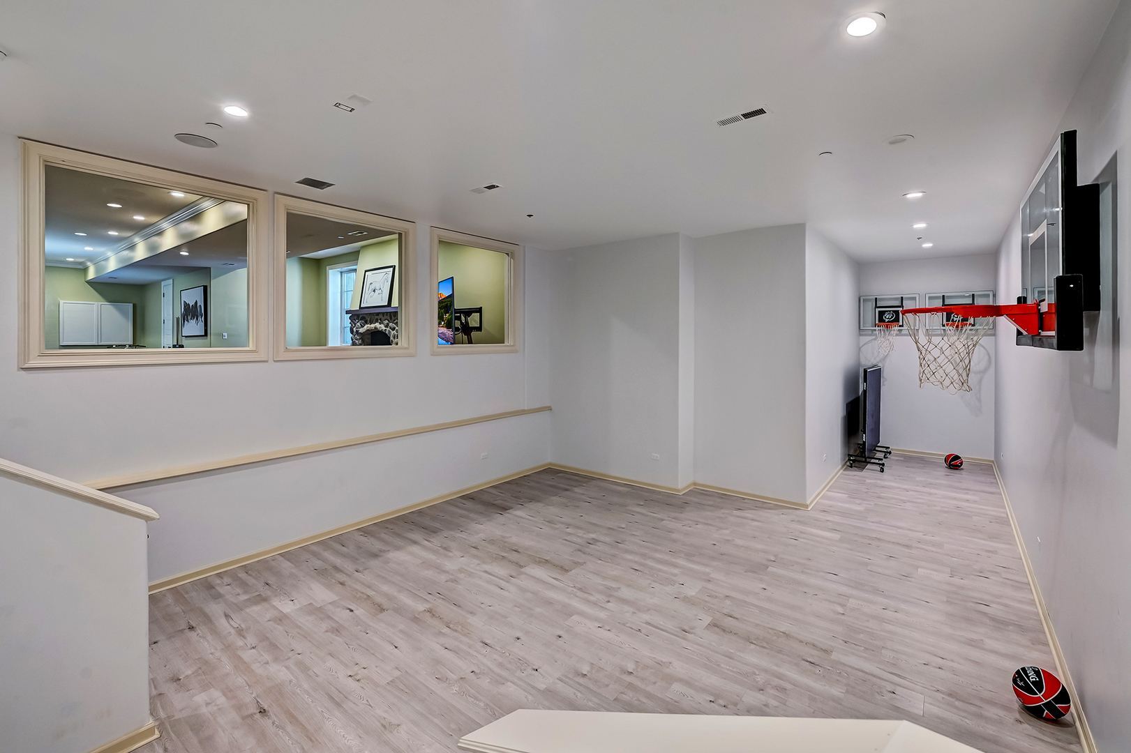 4736 Grand Avenue, Western Springs, IL 60558