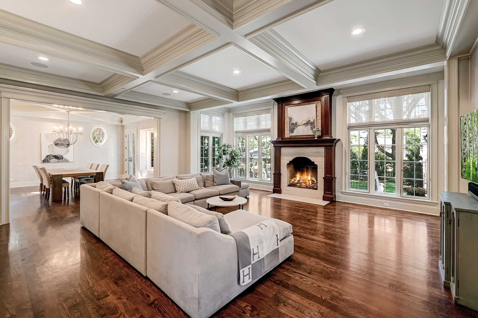 4736 Grand Avenue, Western Springs, IL 60558