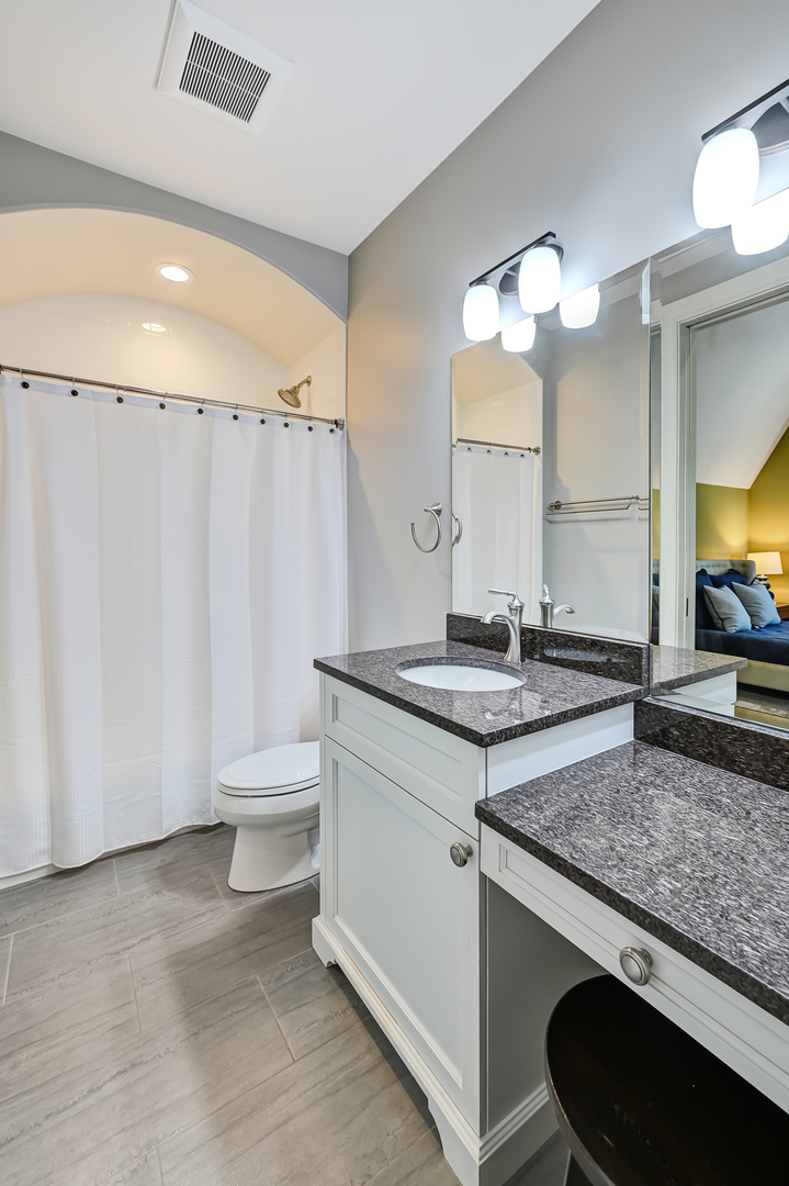 4736 Grand Avenue, Western Springs, IL 60558