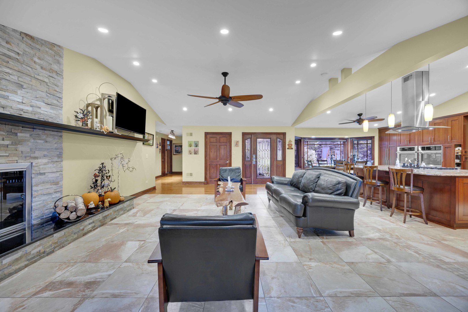 7991 Forestview Drive, Orland Park, IL 60462
