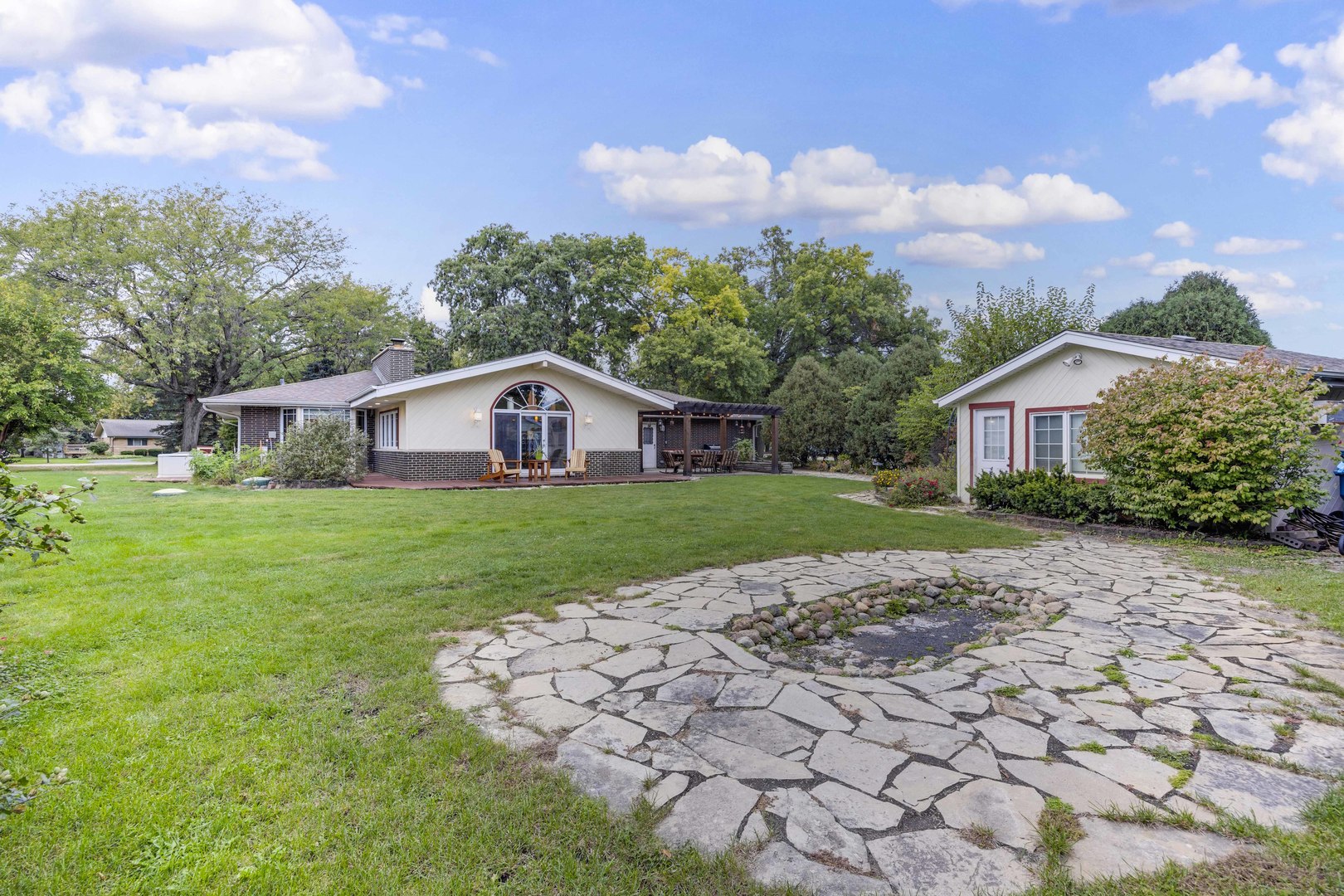 7991 Forestview Drive, Orland Park, IL 60462