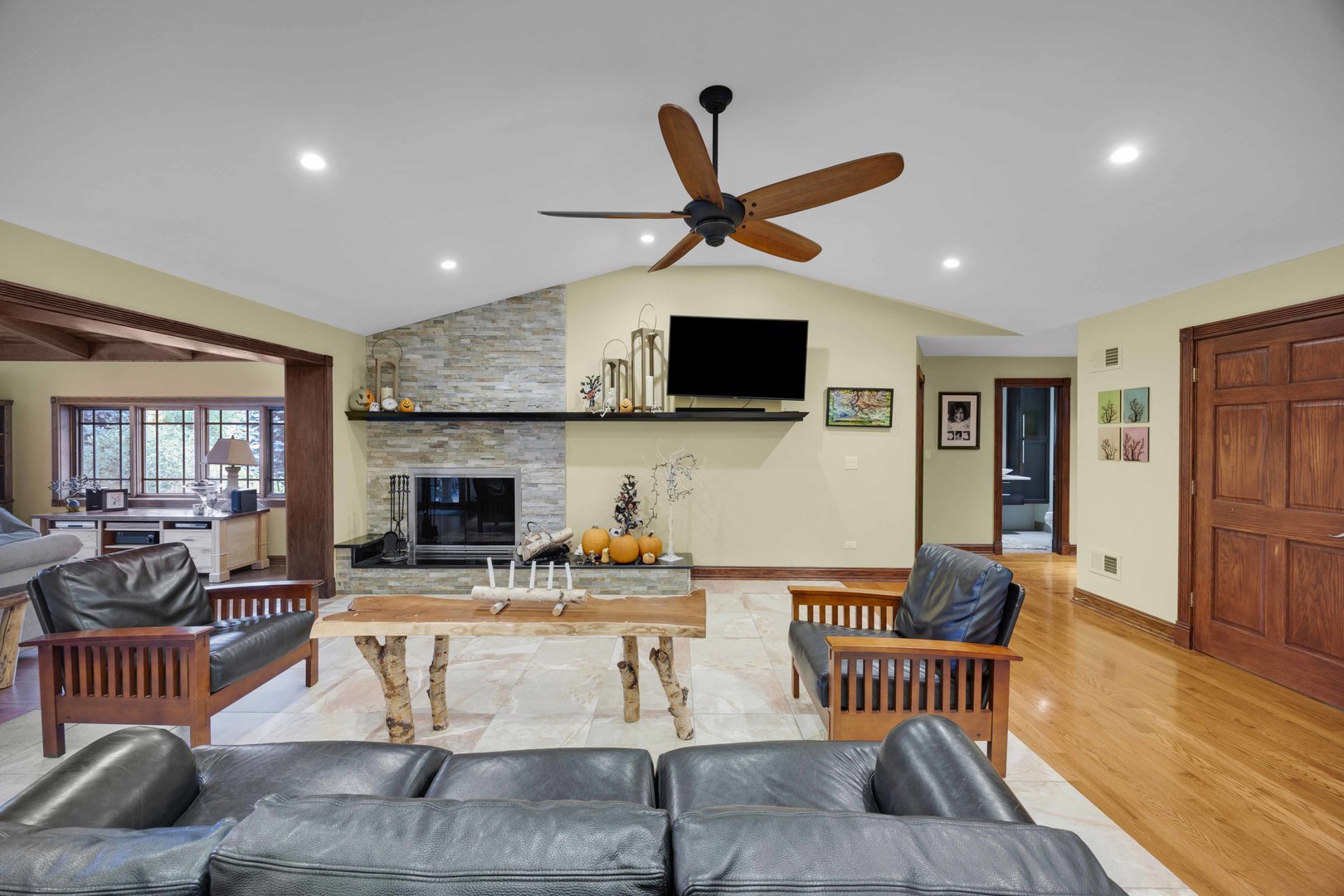 7991 Forestview Drive, Orland Park, IL 60462