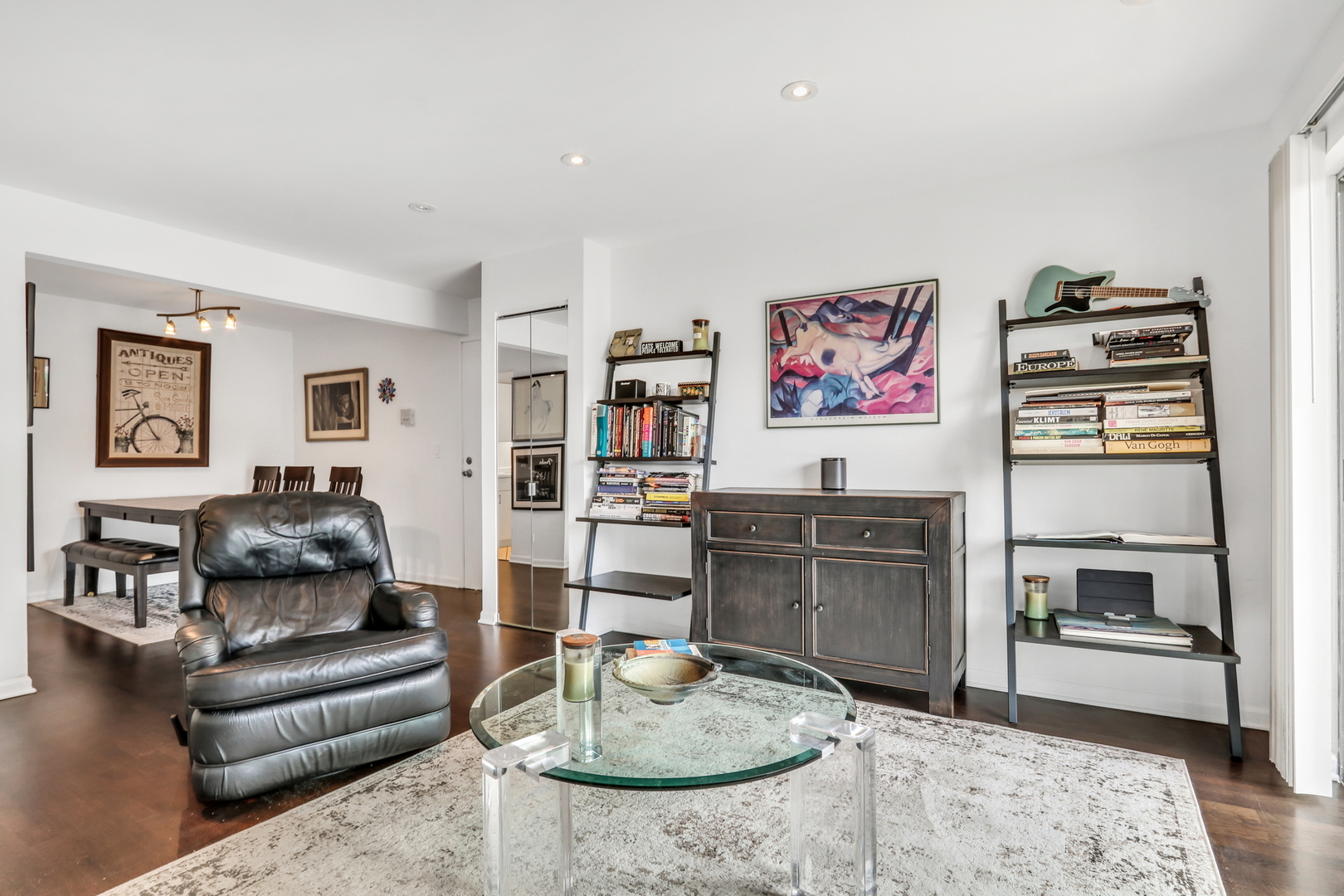 820 N Lakeside Drive #2D, Vernon Hills, IL 60061