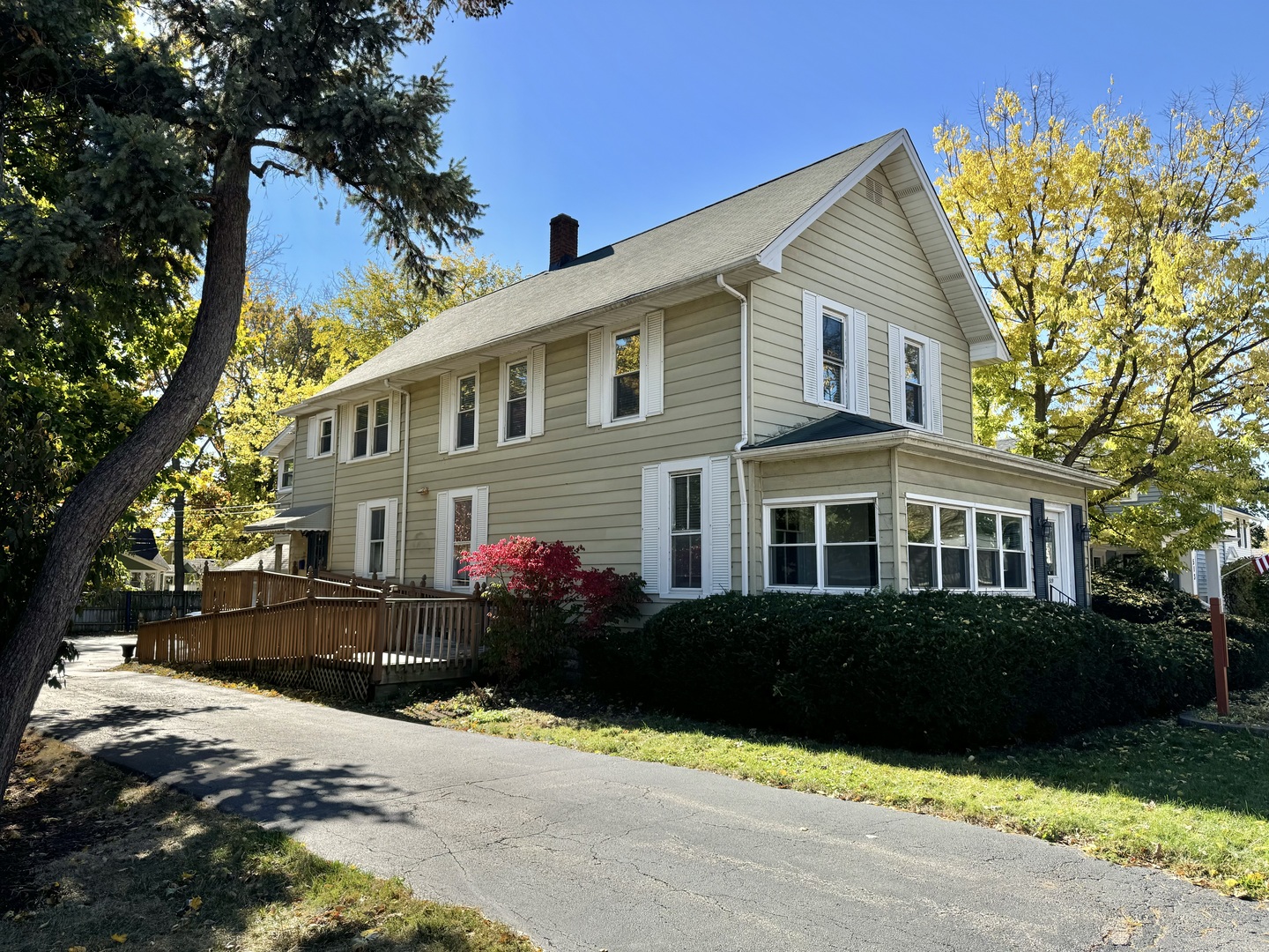 509 W Main Street #UPPER, West Dundee, IL 60118