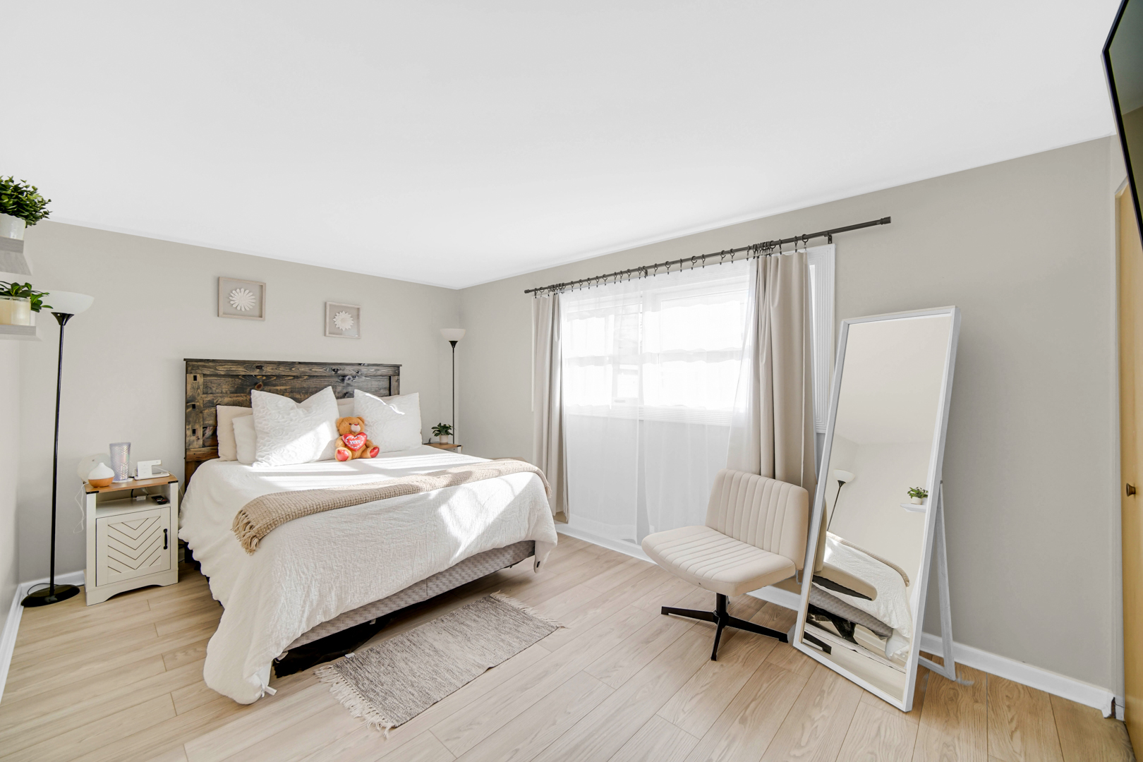 13029 S Burley Avenue, Chicago, IL 60633