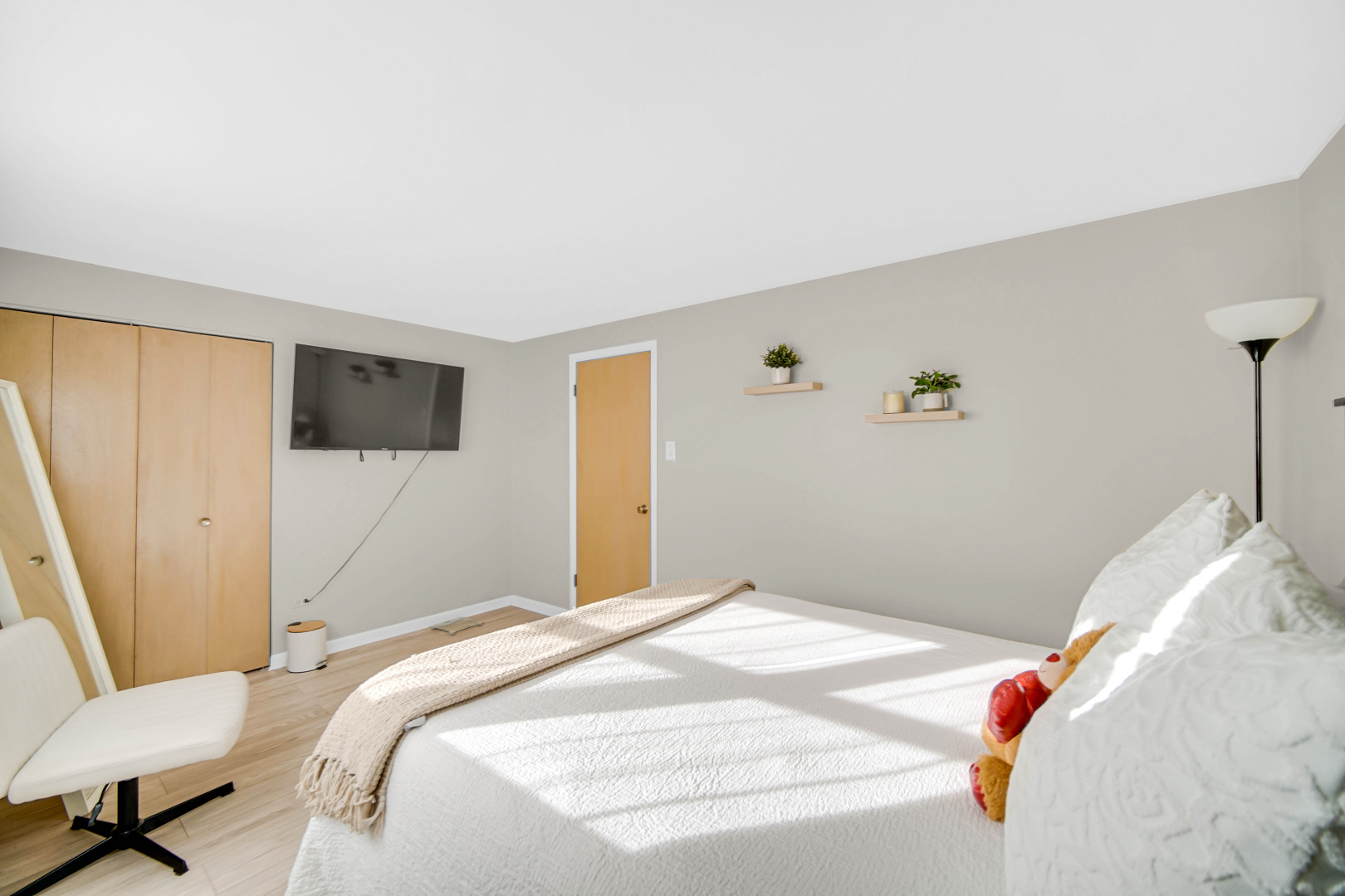 13029 S Burley Avenue, Chicago, IL 60633