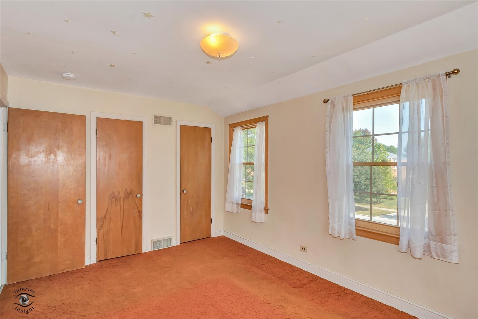 1816 Manchester Avenue, Westchester, IL 60154