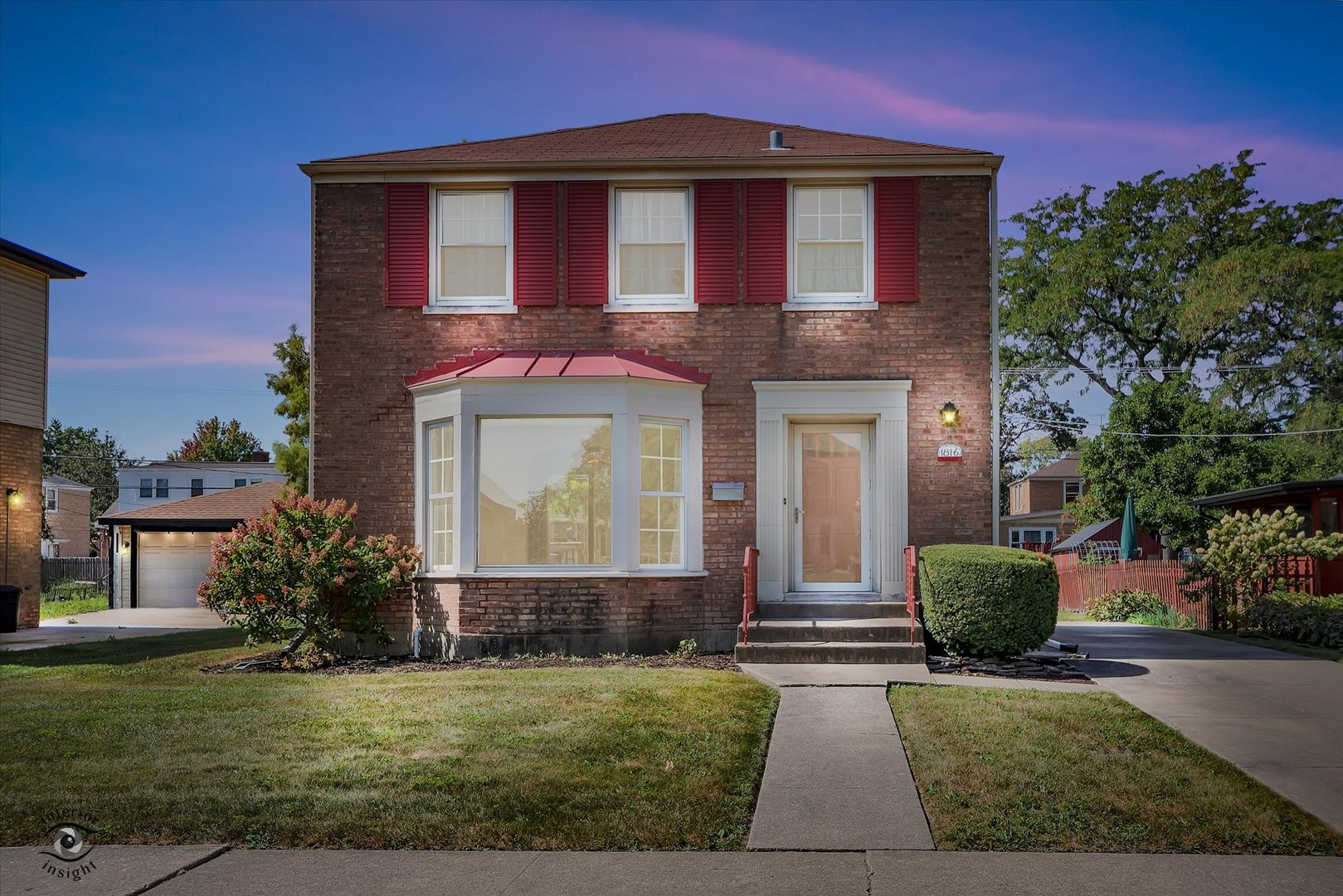 1816 Manchester Avenue, Westchester, IL 60154