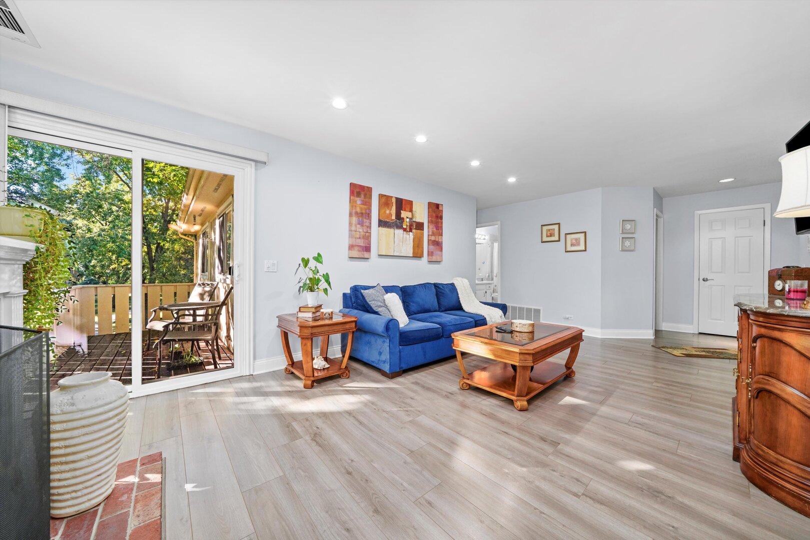 136 Wolcott Court #O2, Schaumburg, IL 60193