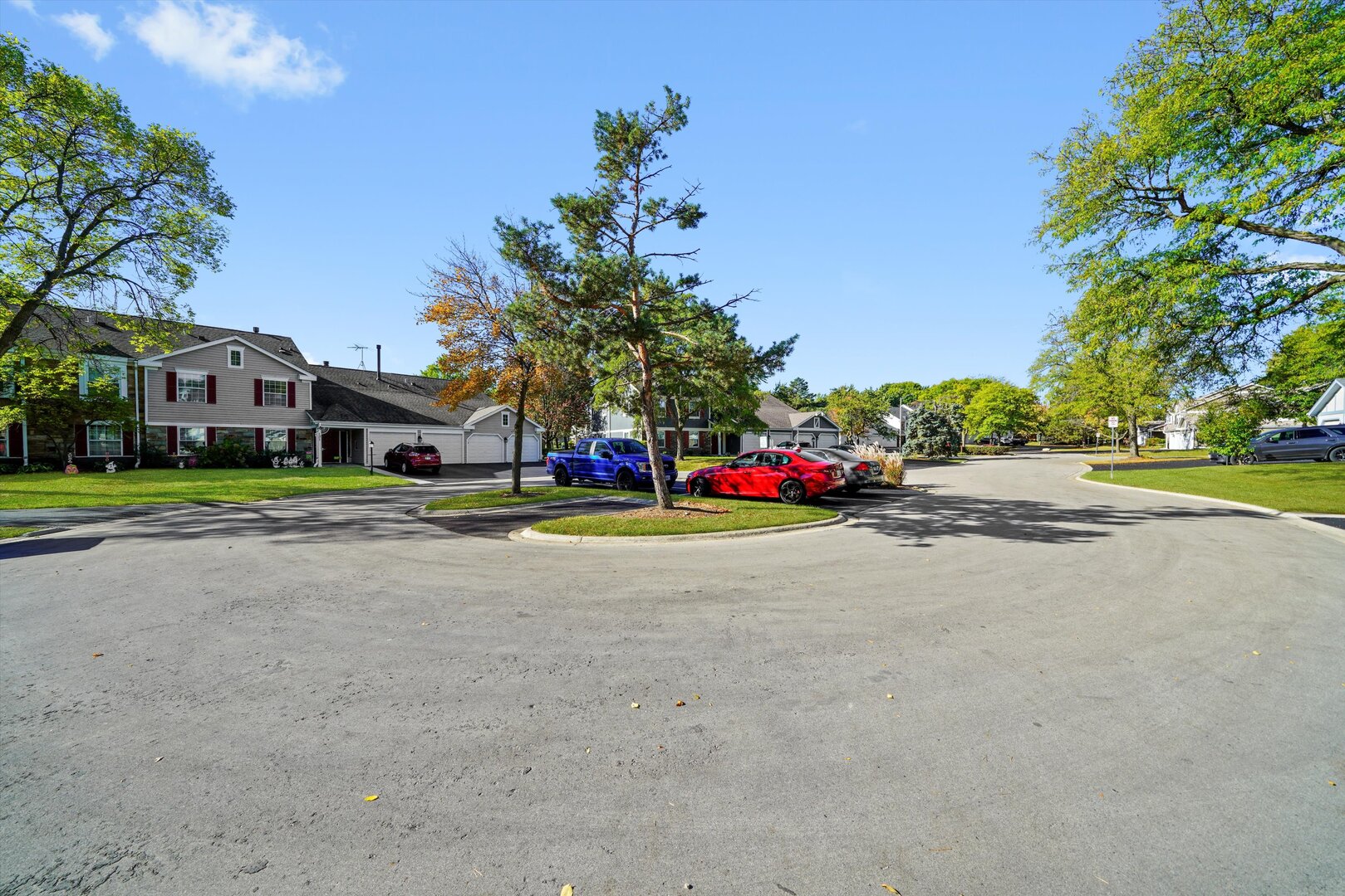 136 Wolcott Court #O2, Schaumburg, IL 60193