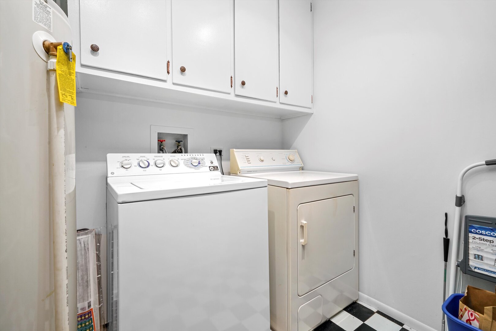 136 Wolcott Court #O2, Schaumburg, IL 60193
