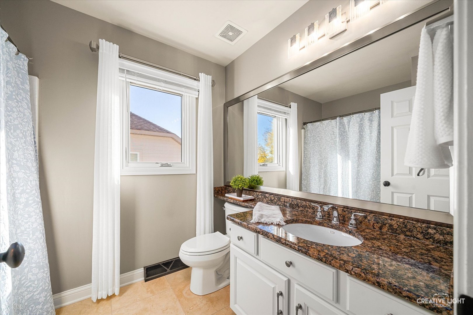 2131 Snow Creek Road, Naperville, IL 60564