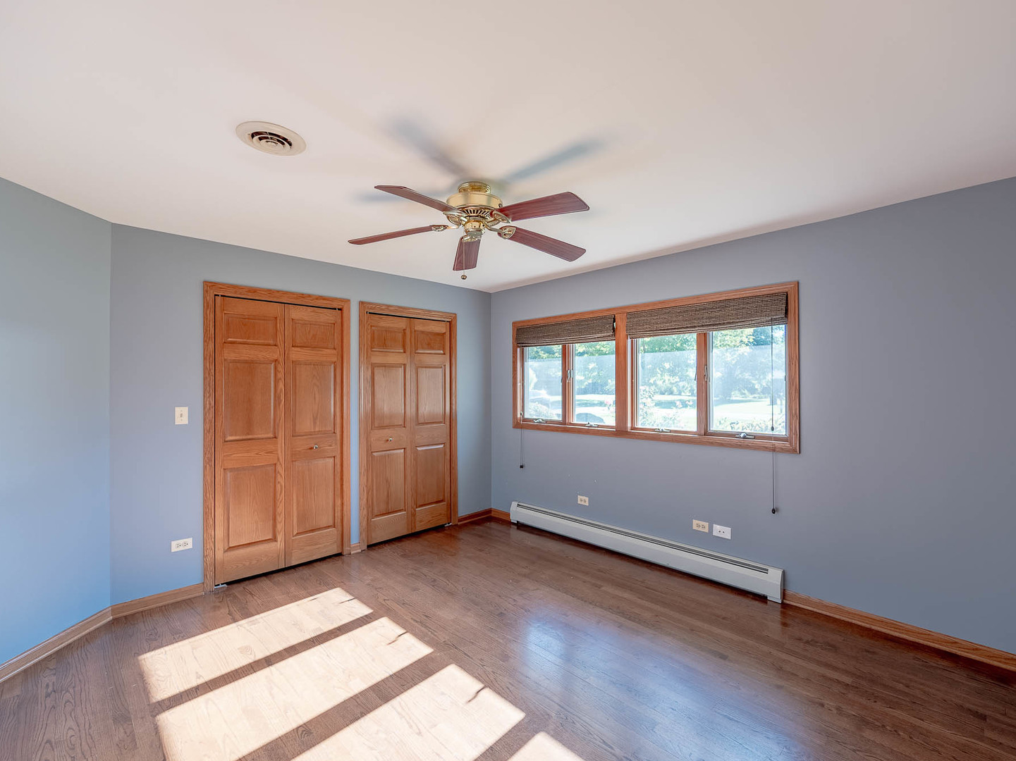 21 E Stonegate Drive, Prospect Heights, IL 60070