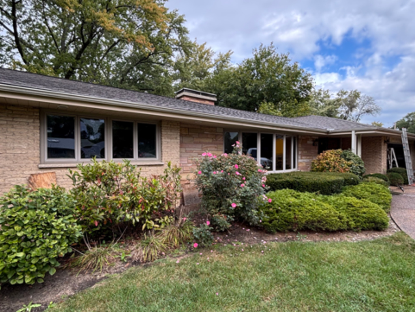 21 E Stonegate Drive, Prospect Heights, IL 60070