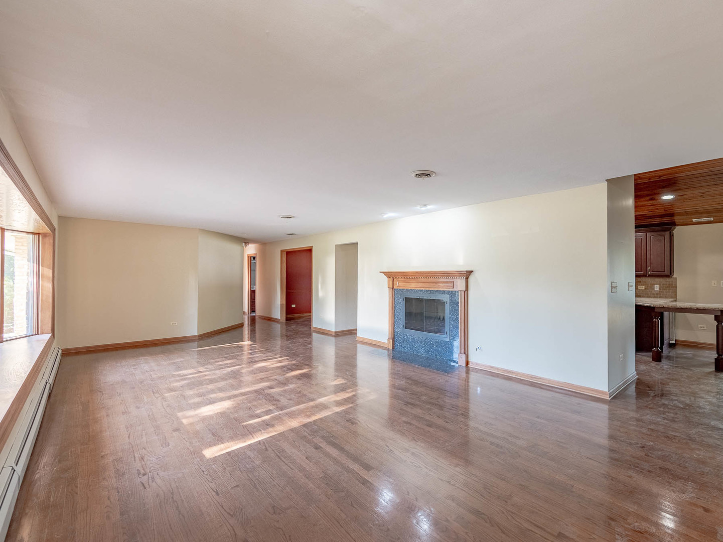 21 E Stonegate Drive, Prospect Heights, IL 60070