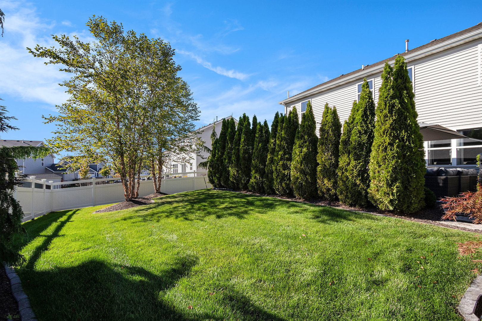 2551 Kerry Drive, Valparaiso, IN 46385