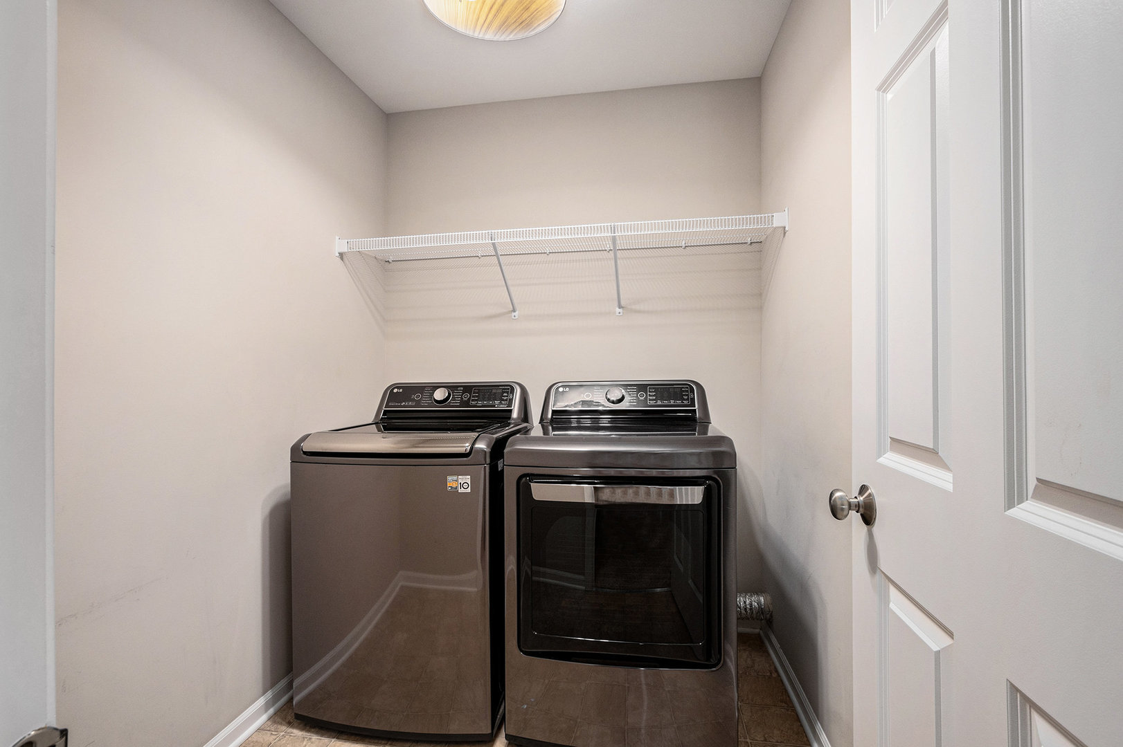 2551 Kerry Drive, Valparaiso, IN 46385