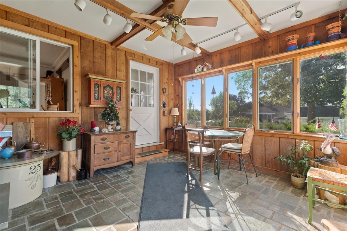 116 E Monaville Road, Lake Villa, IL 60046