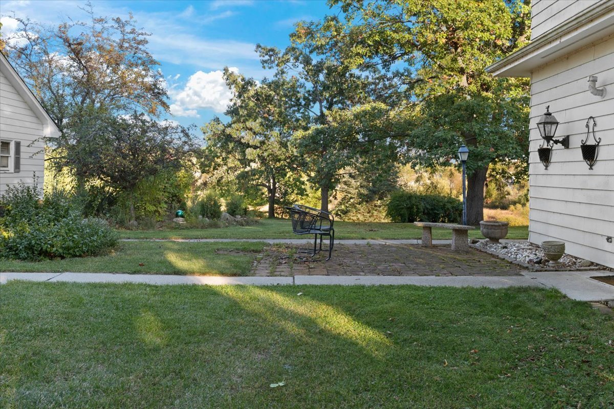 116 E Monaville Road, Lake Villa, IL 60046