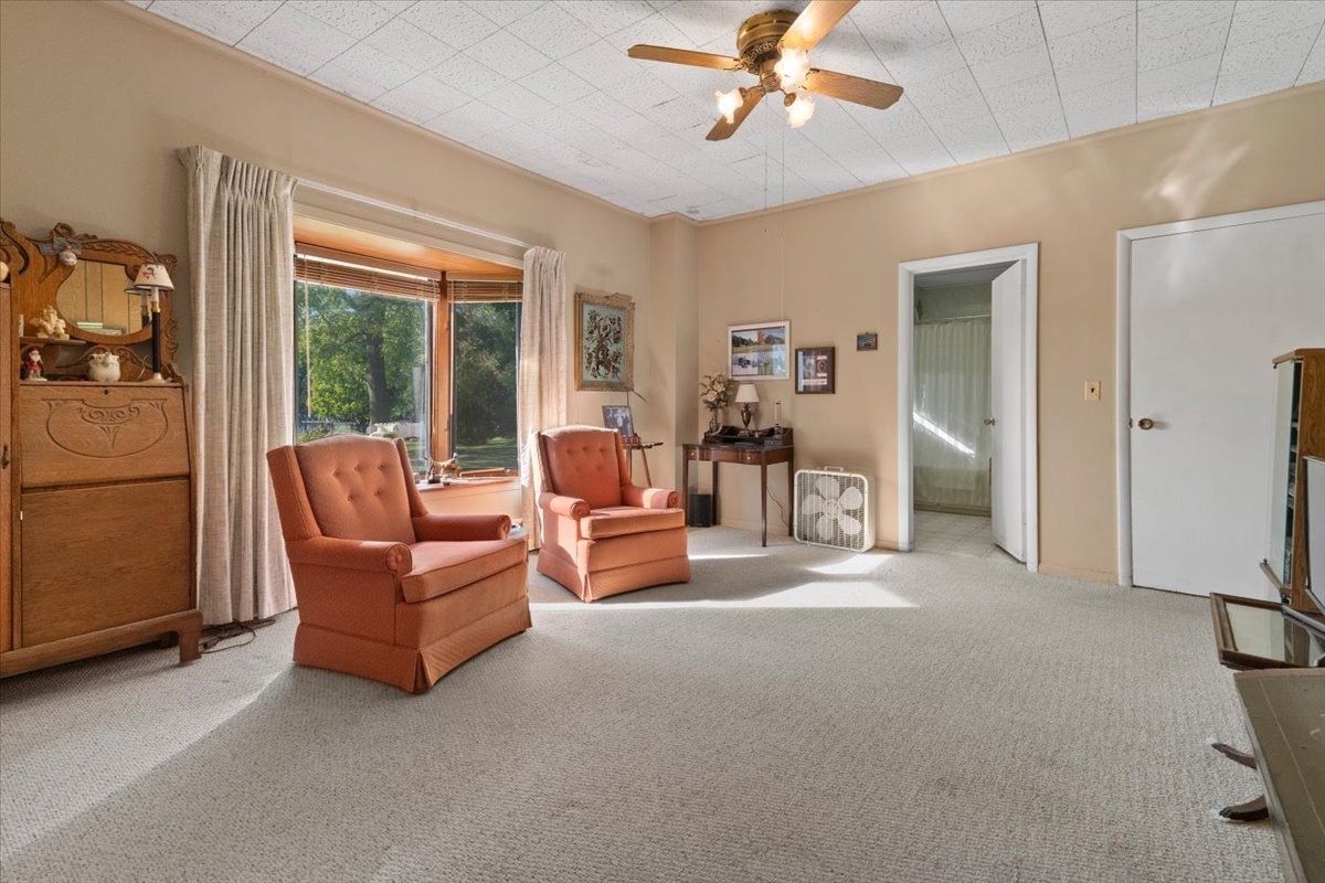 116 E Monaville Road, Lake Villa, IL 60046