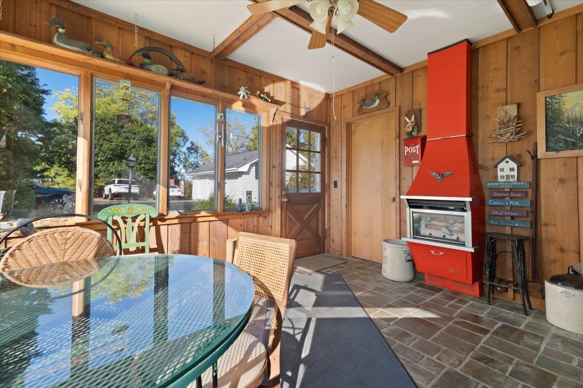 116 E Monaville Road, Lake Villa, IL 60046