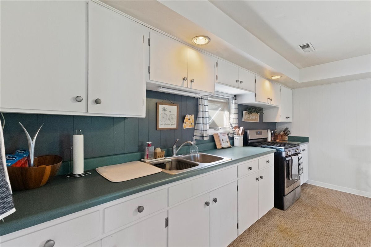 116 E Monaville Road, Lake Villa, IL 60046