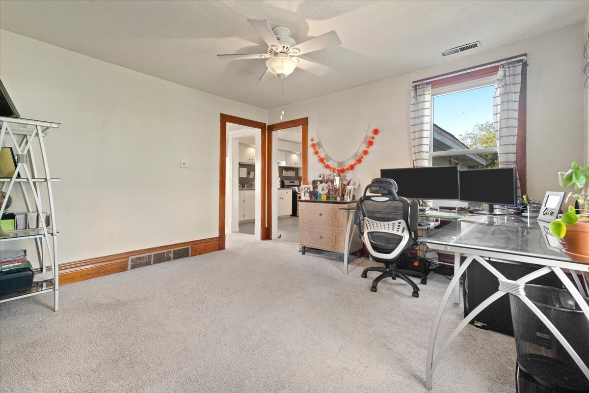 116 E Monaville Road, Lake Villa, IL 60046