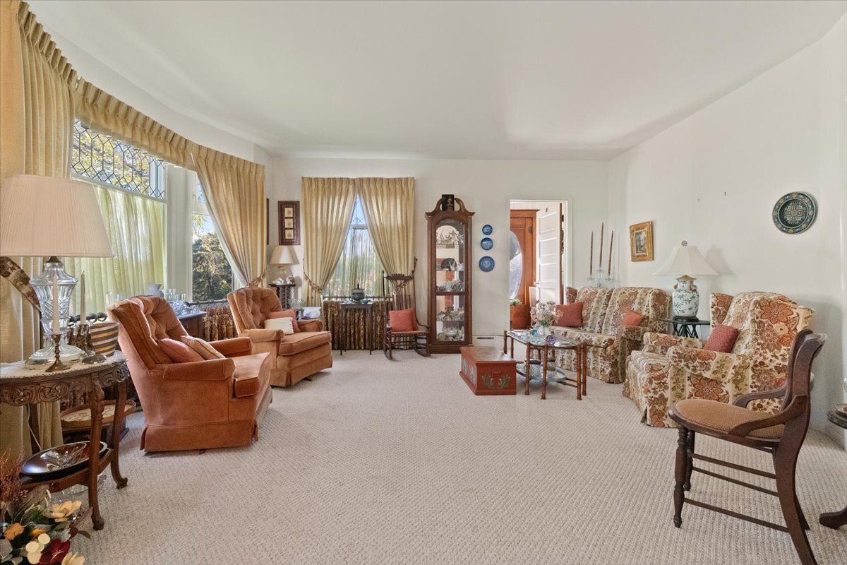 116 E Monaville Road, Lake Villa, IL 60046
