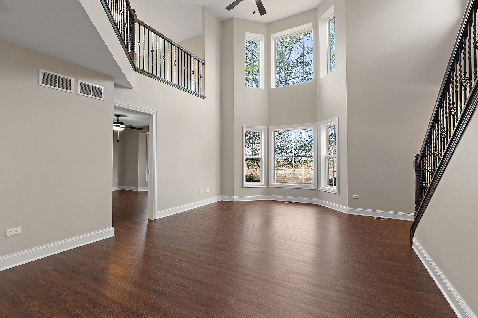 16150 Hillcrest Circle, Orland Park, IL 60467