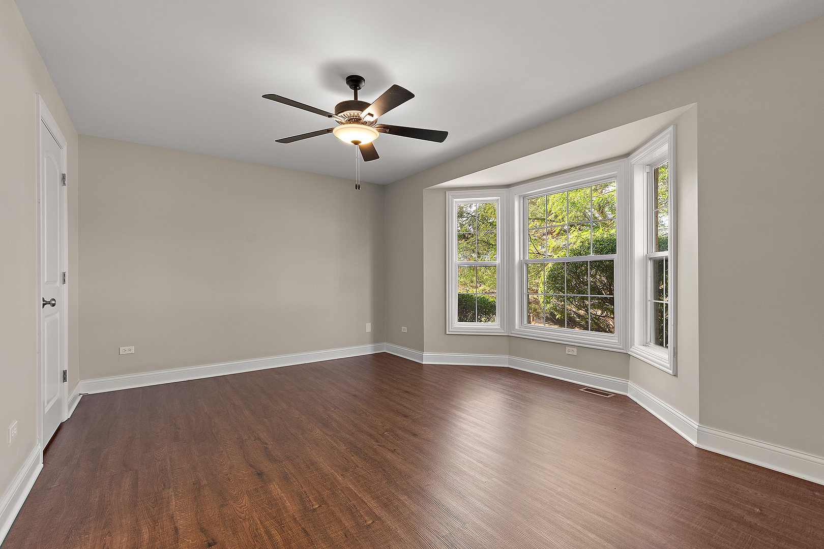 16150 Hillcrest Circle, Orland Park, IL 60467