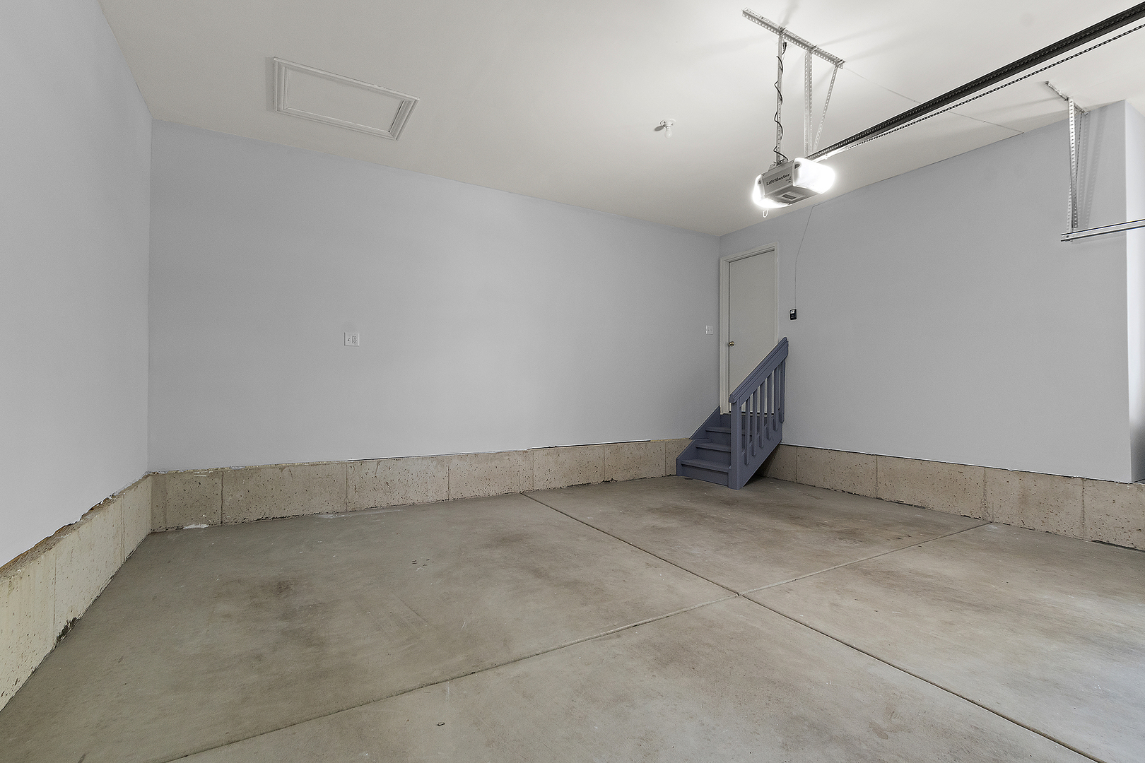 16150 Hillcrest Circle, Orland Park, IL 60467