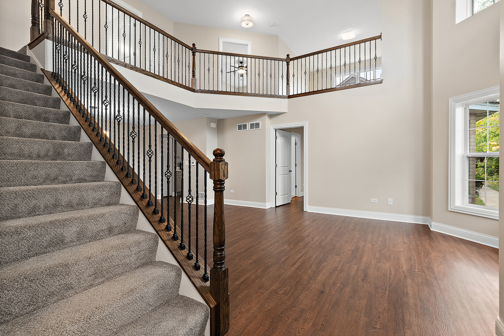 16150 Hillcrest Circle, Orland Park, IL 60467