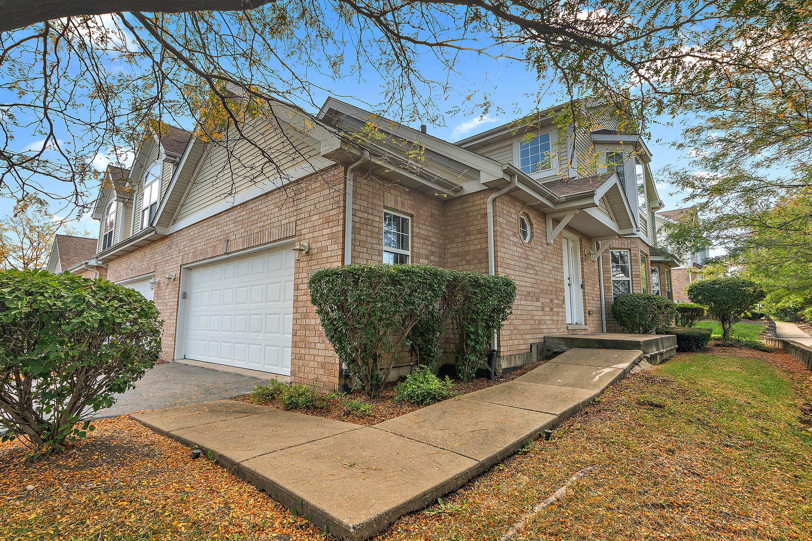 16150 Hillcrest Circle, Orland Park, IL 60467