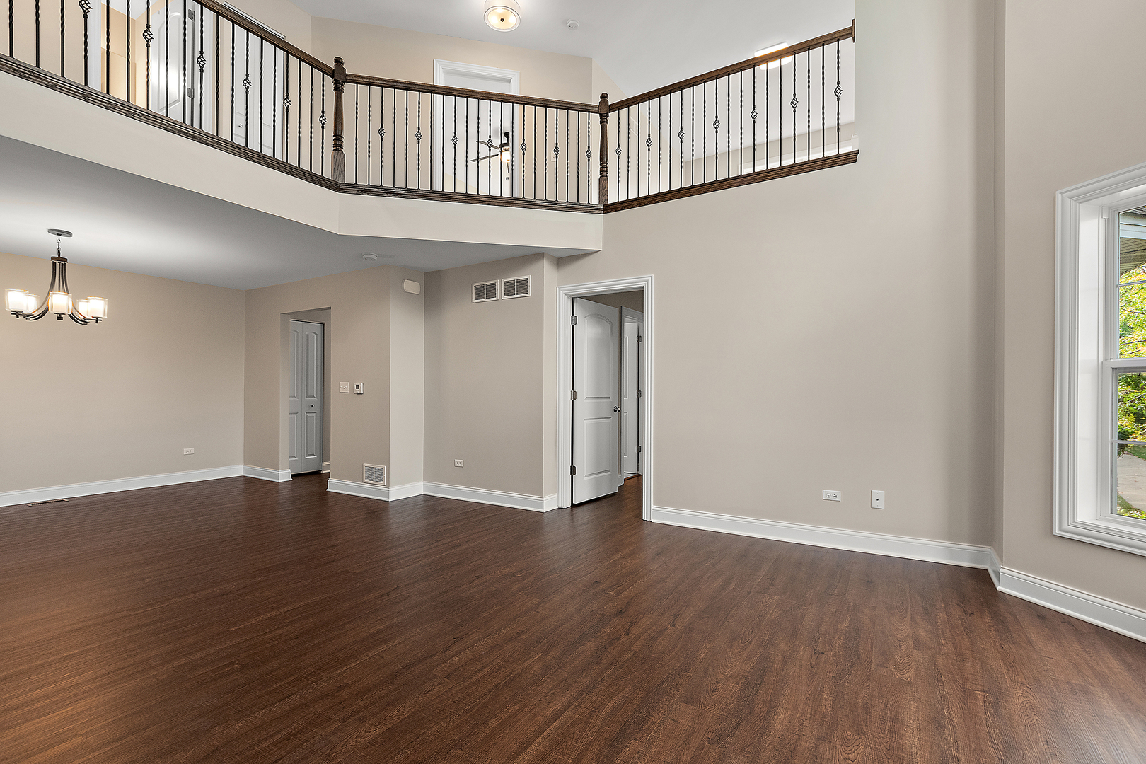 16150 Hillcrest Circle, Orland Park, IL 60467