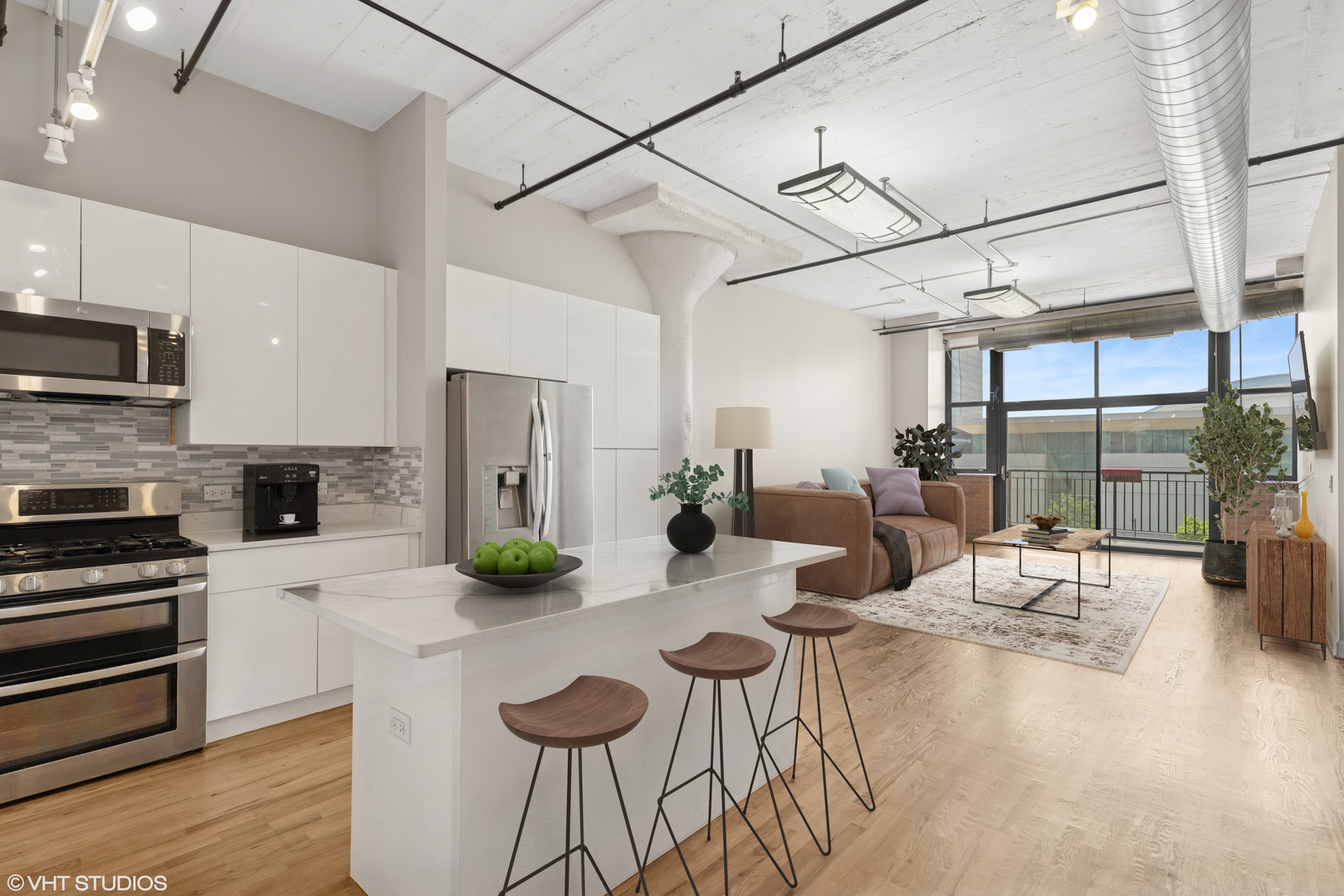 221 E Cullerton Street #517, Chicago, IL 60616