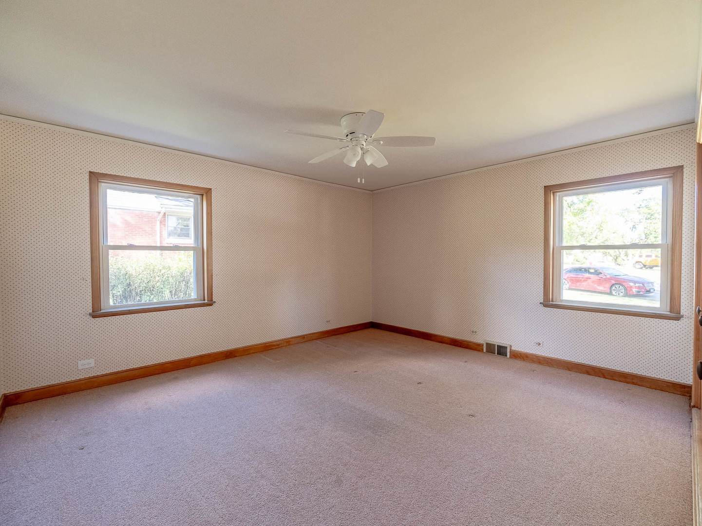 258 W Highland Drive, Chicago Heights, IL 60411