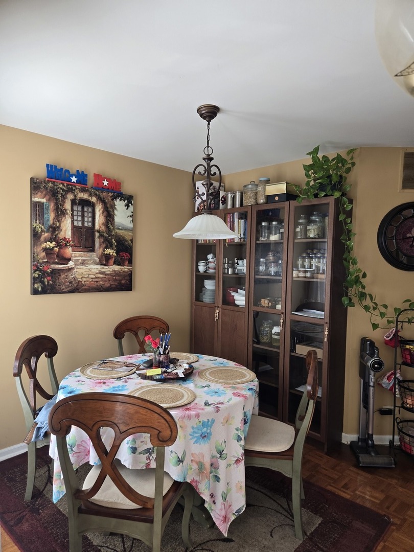 716 Clover Hill Court, Elk Grove Village, IL 60007